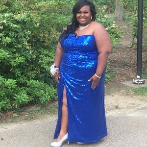 A navy blue sequence prom dress.